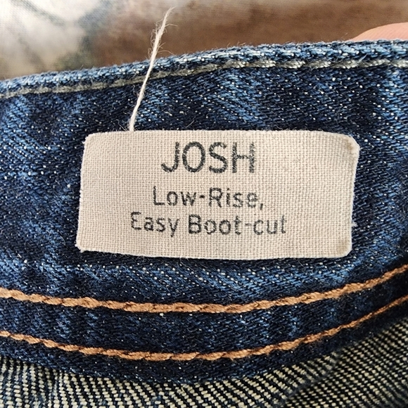 Mavi Josh Low Rise Easy Bootcut Jeans Dark Wash Size 31 - Picture 13 of 16